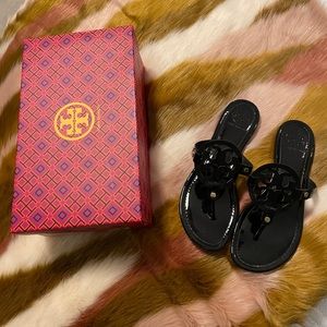 Only worn once Tory Burch sandals